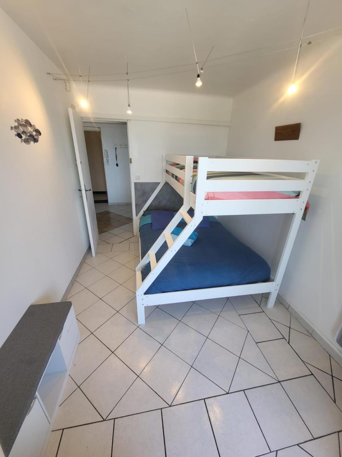T3 Sur La Plage Vue Feerique Mer,Wifi, Parking Inclus , Clim ラシオタ エクステリア 写真